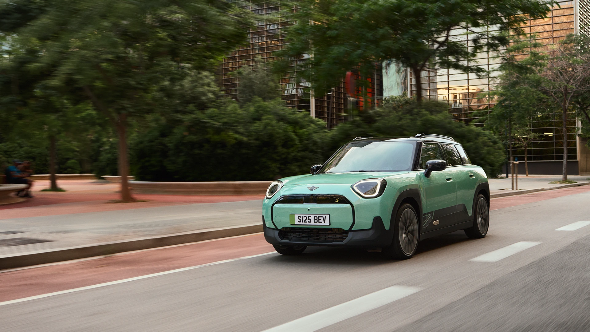 All-Electric MINI Aceman - stage