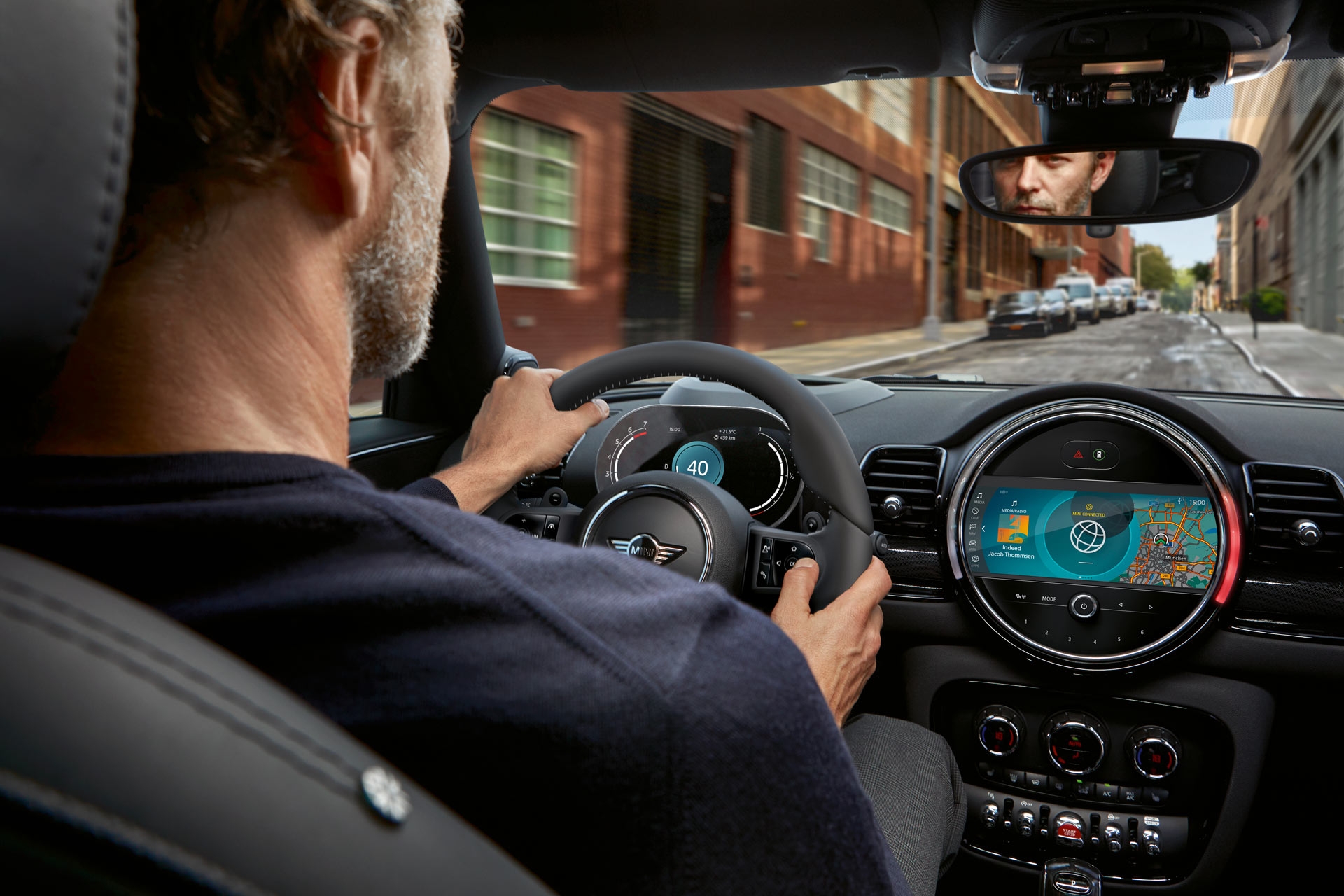 MINI Connected Features