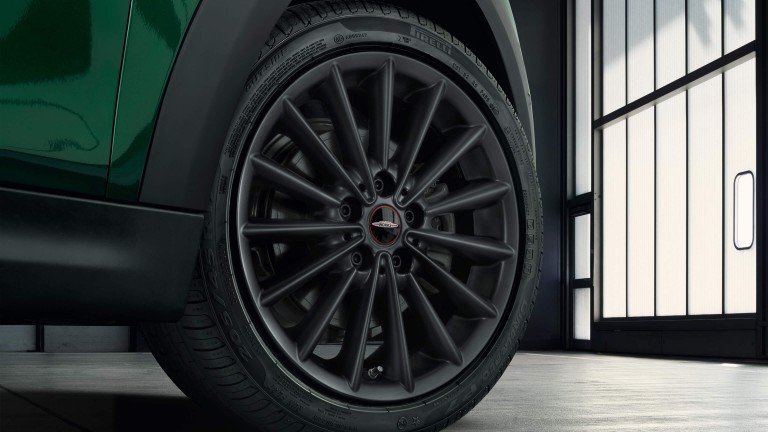 MINI original wheels and tyres