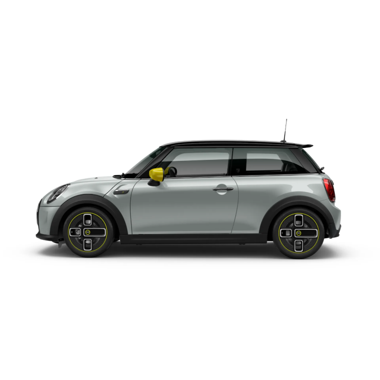 mini cooper countryman all 4 – silver and black – side view