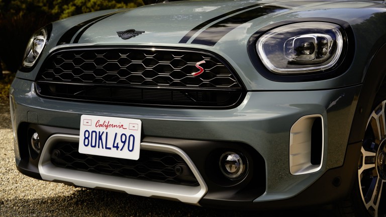 New MINI Countryman – front grille – bumper